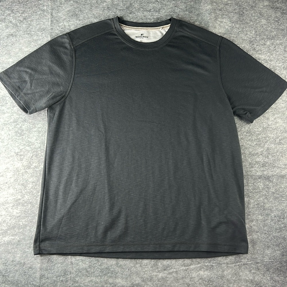 Woolrich Men's XL Extra Large Gray Crew Neck Short Sleeve Shirt